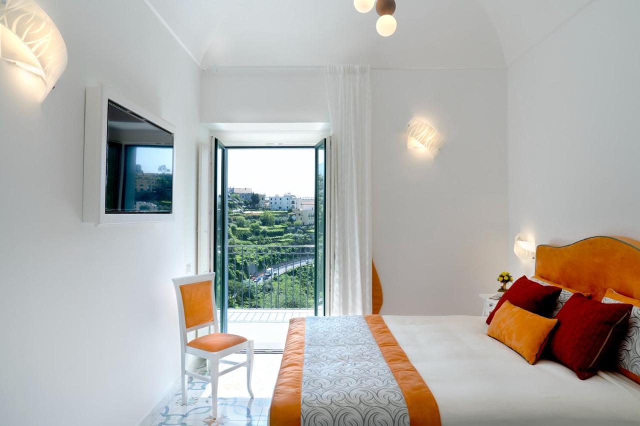 Suites In The Amalfi Coast - Guesthouse With Terrace Near Amalfi - Breathtaking View Of Ravello Scala Exteriör bild