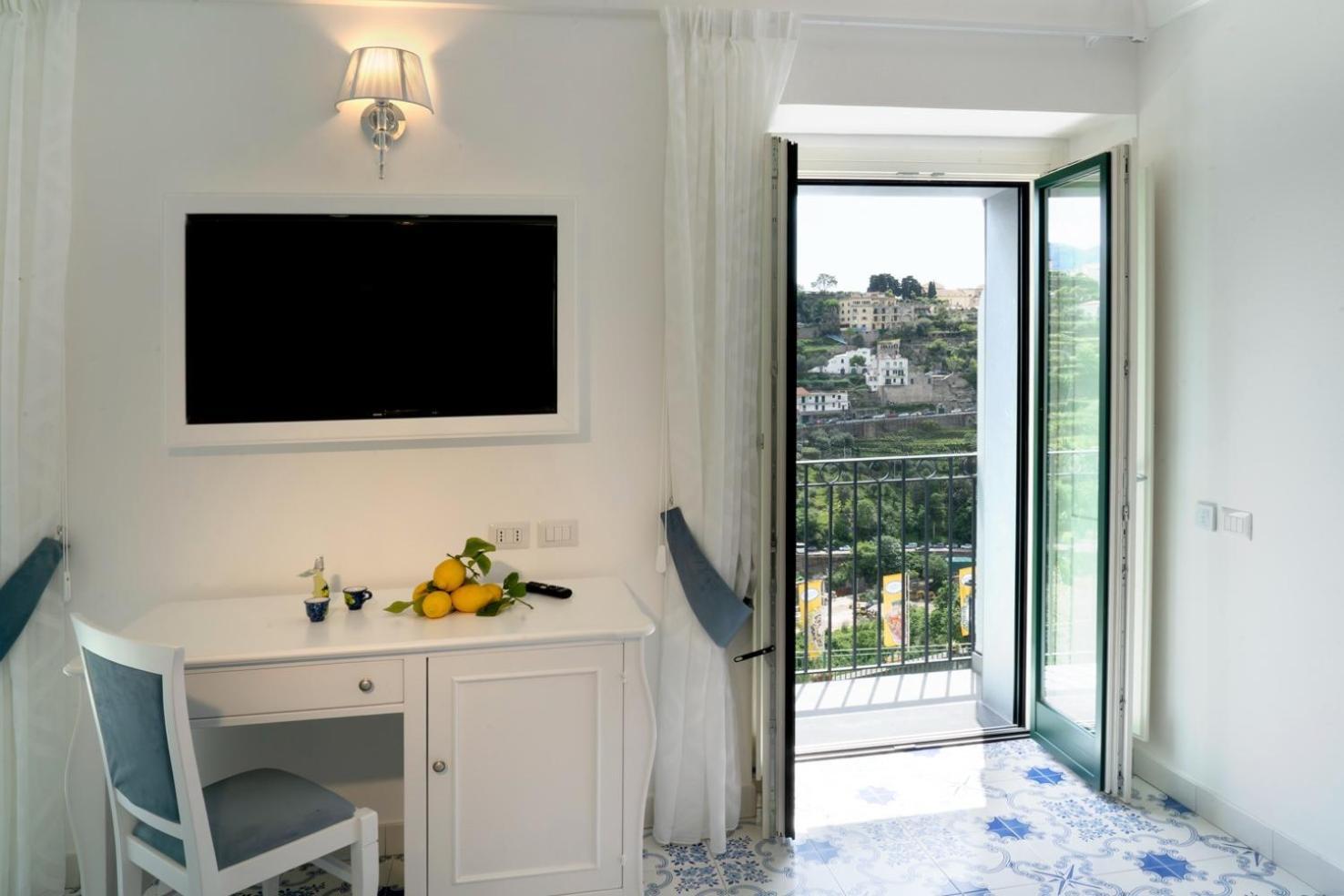 Suites In The Amalfi Coast - Guesthouse With Terrace Near Amalfi - Breathtaking View Of Ravello Scala Exteriör bild
