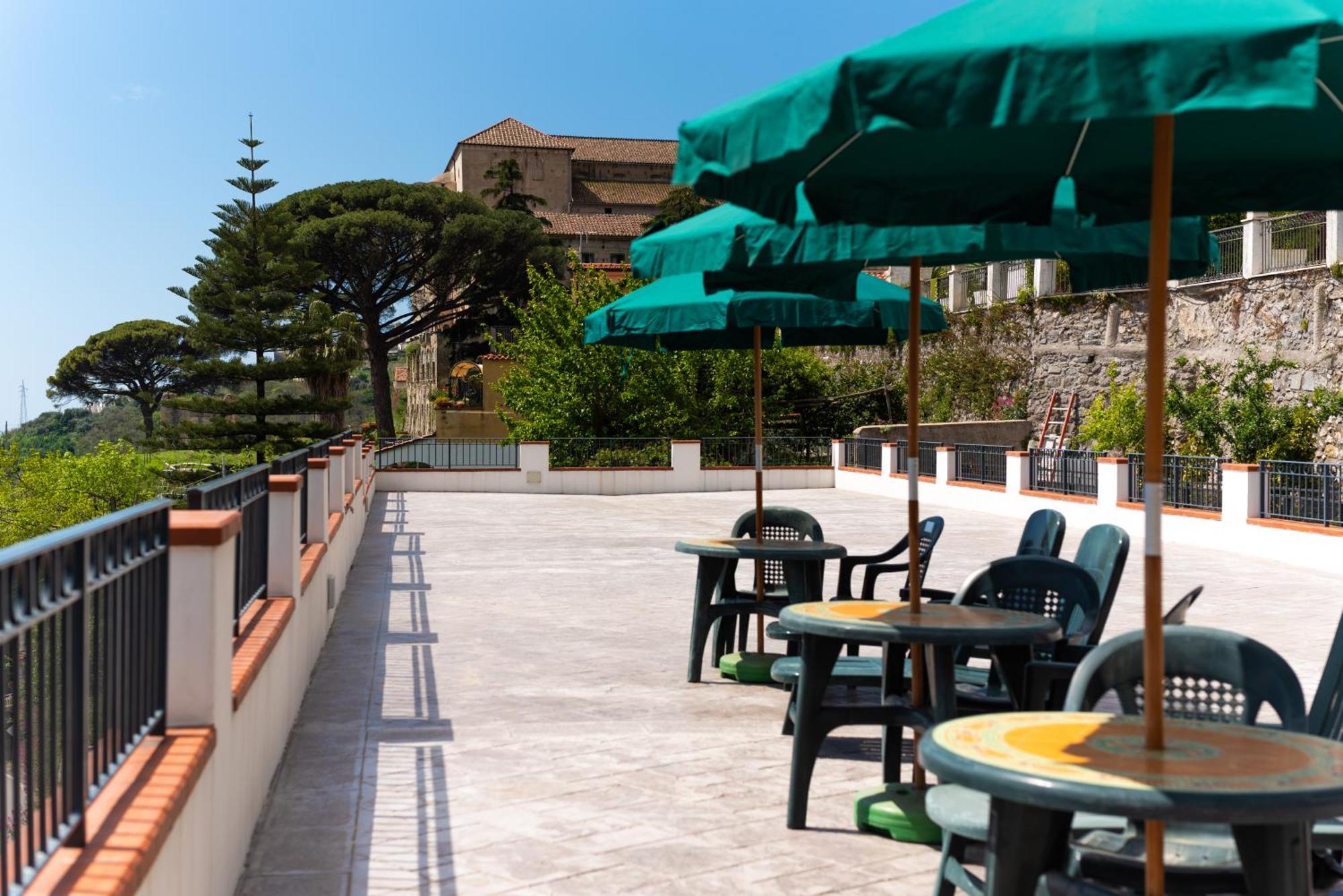 Suites In The Amalfi Coast - Guesthouse With Terrace Near Amalfi - Breathtaking View Of Ravello Scala Exteriör bild